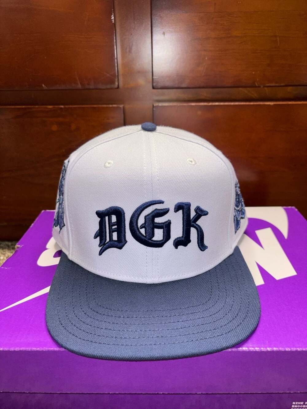 DGK embroidered Snapback Hat White/Navy. NWOT